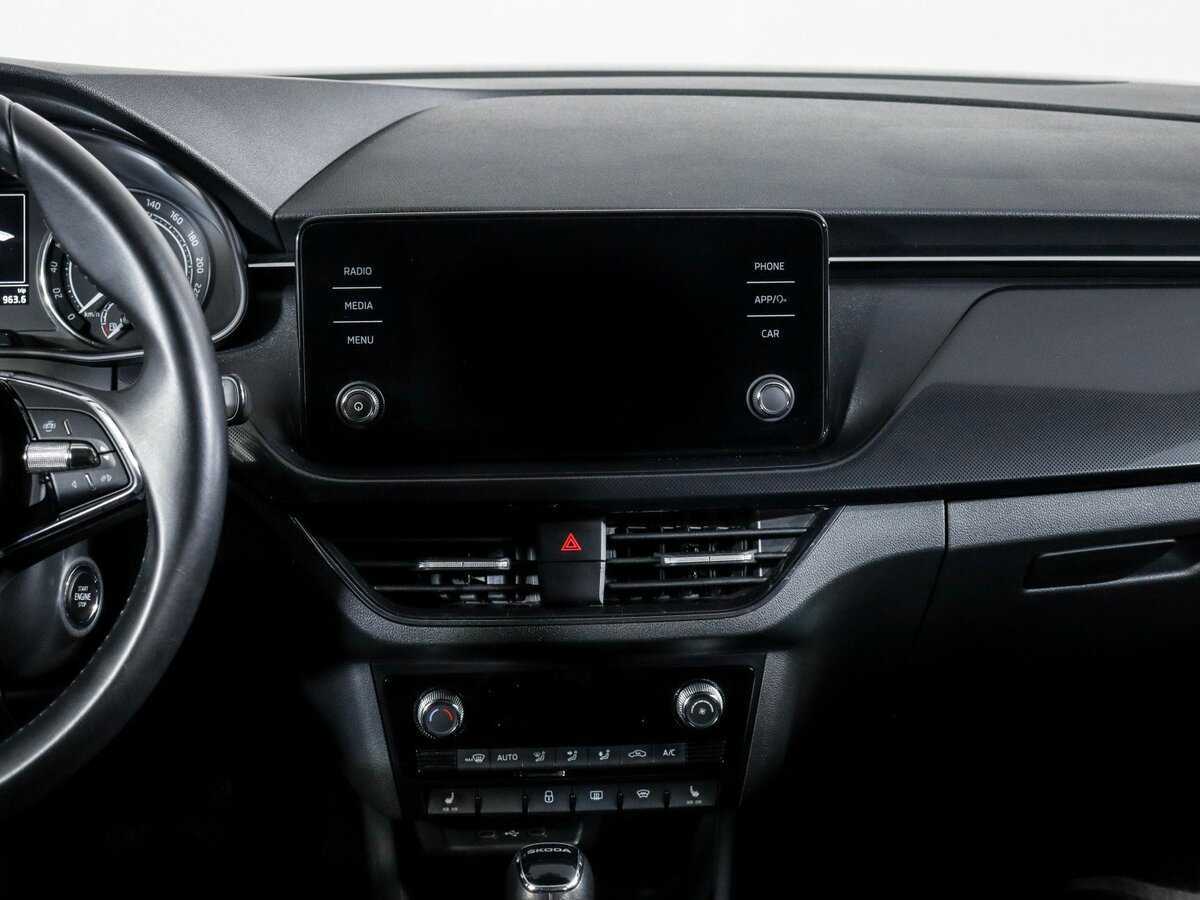 Купить Skoda Rapid с пробегом. Фото: #12