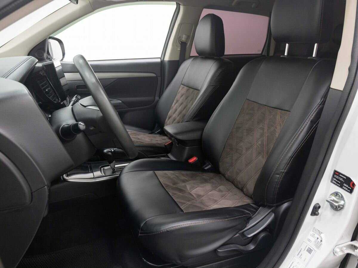 Купить Mitsubishi Outlander с пробегом. Фото: #9