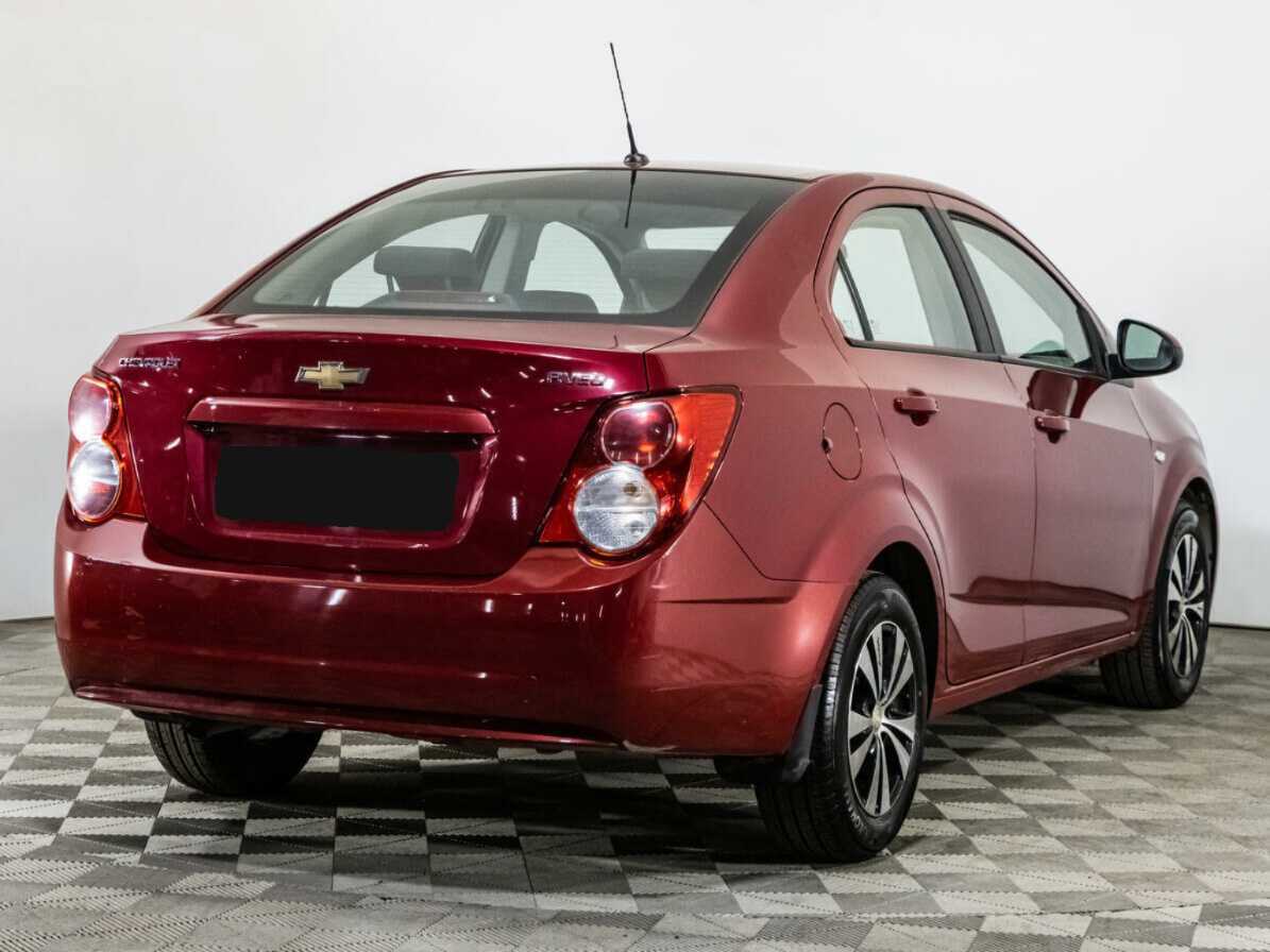 Купить Chevrolet Aveo с пробегом. Фото: #4