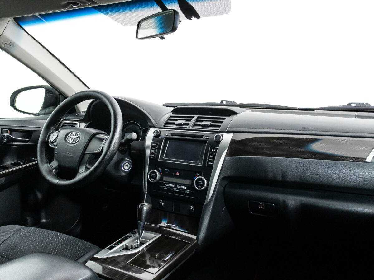 Купить Toyota Camry с пробегом. Фото: #8