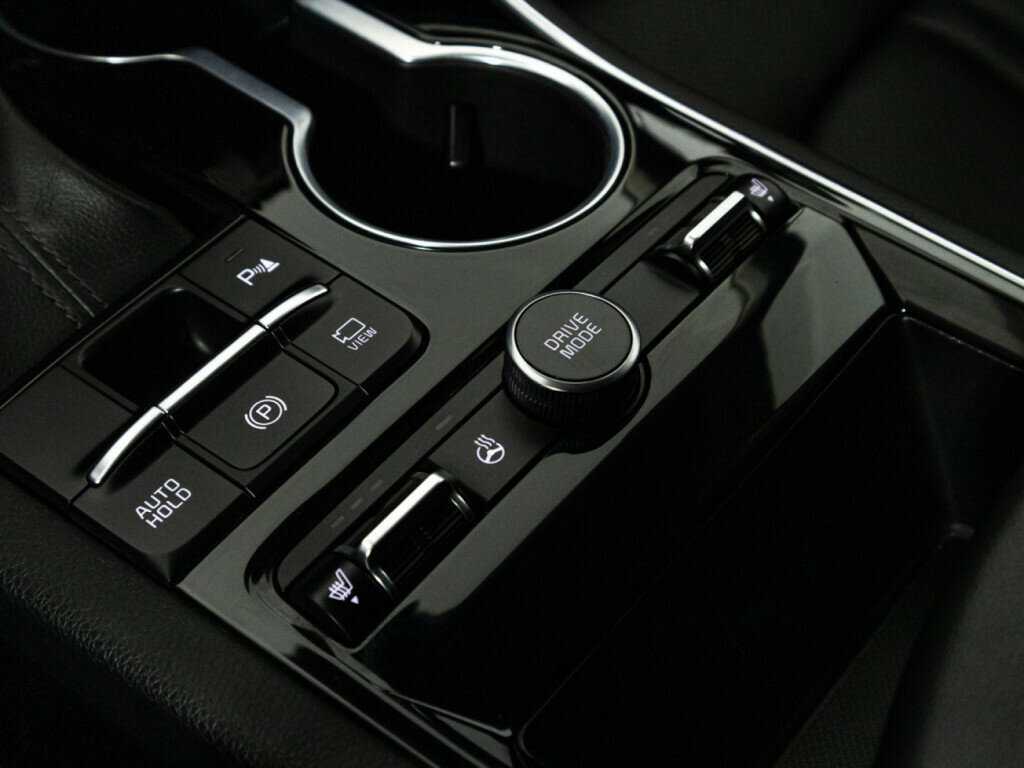 Купить Kia K5 с пробегом. Фото: #18