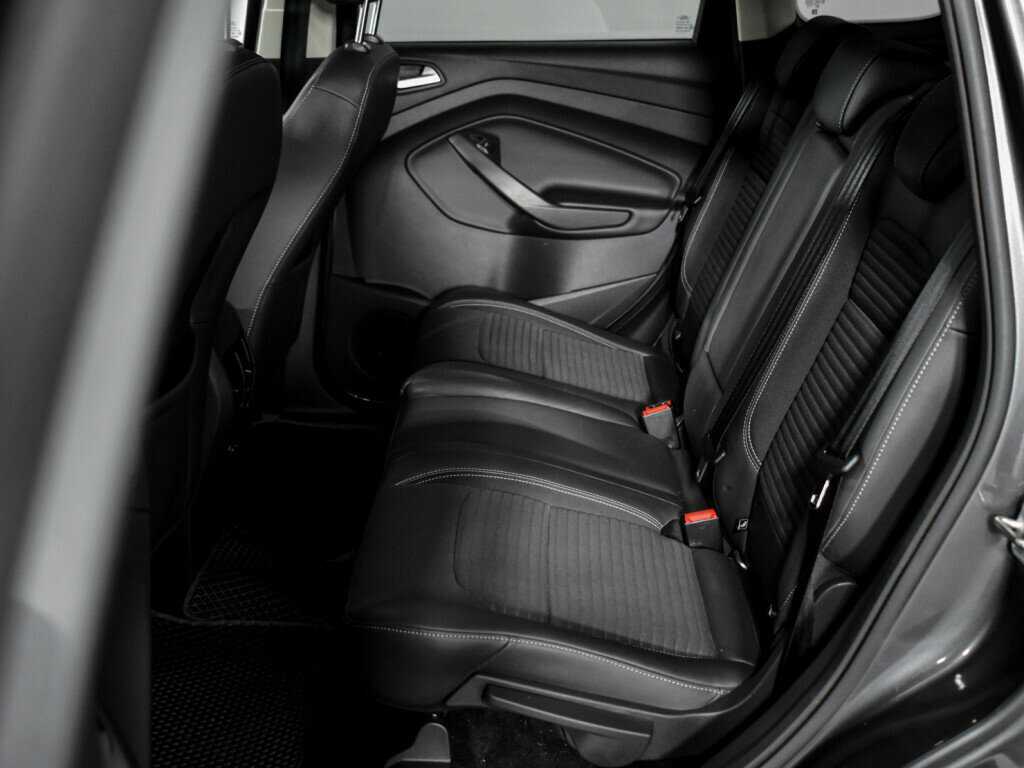 Купить Ford Kuga с пробегом. Фото: #11