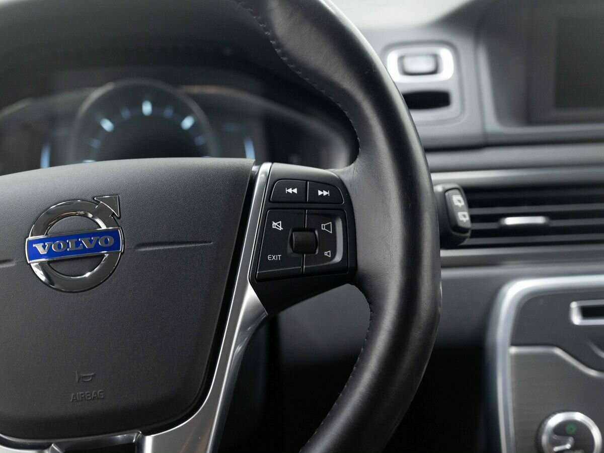 Купить Volvo XC70 с пробегом. Фото: #12