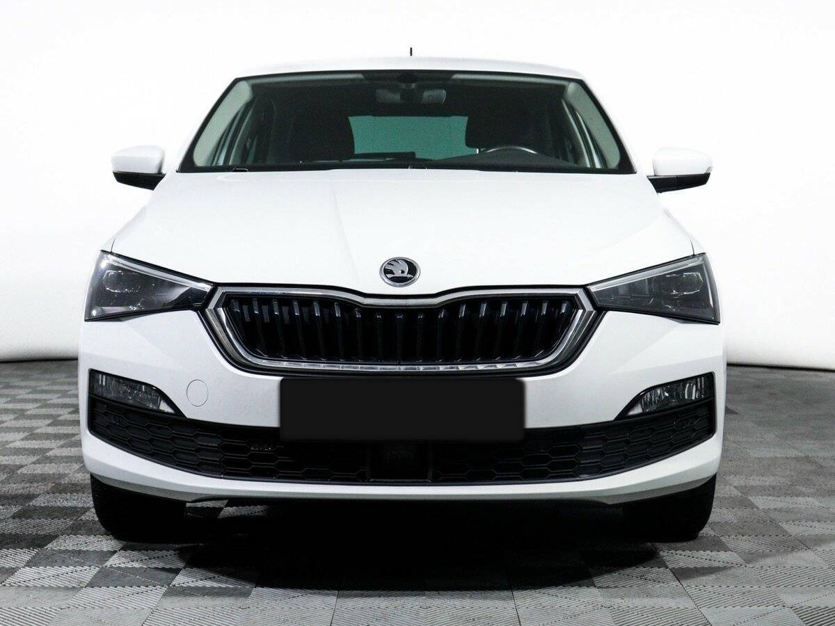 Купить Skoda Rapid с пробегом. Фото: #1