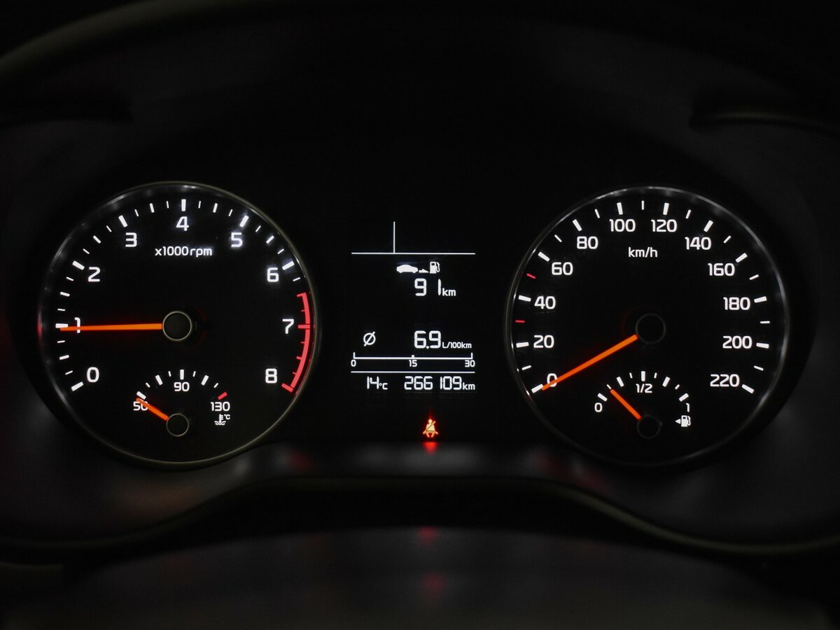 Купить Kia Rio с пробегом. Фото: #17