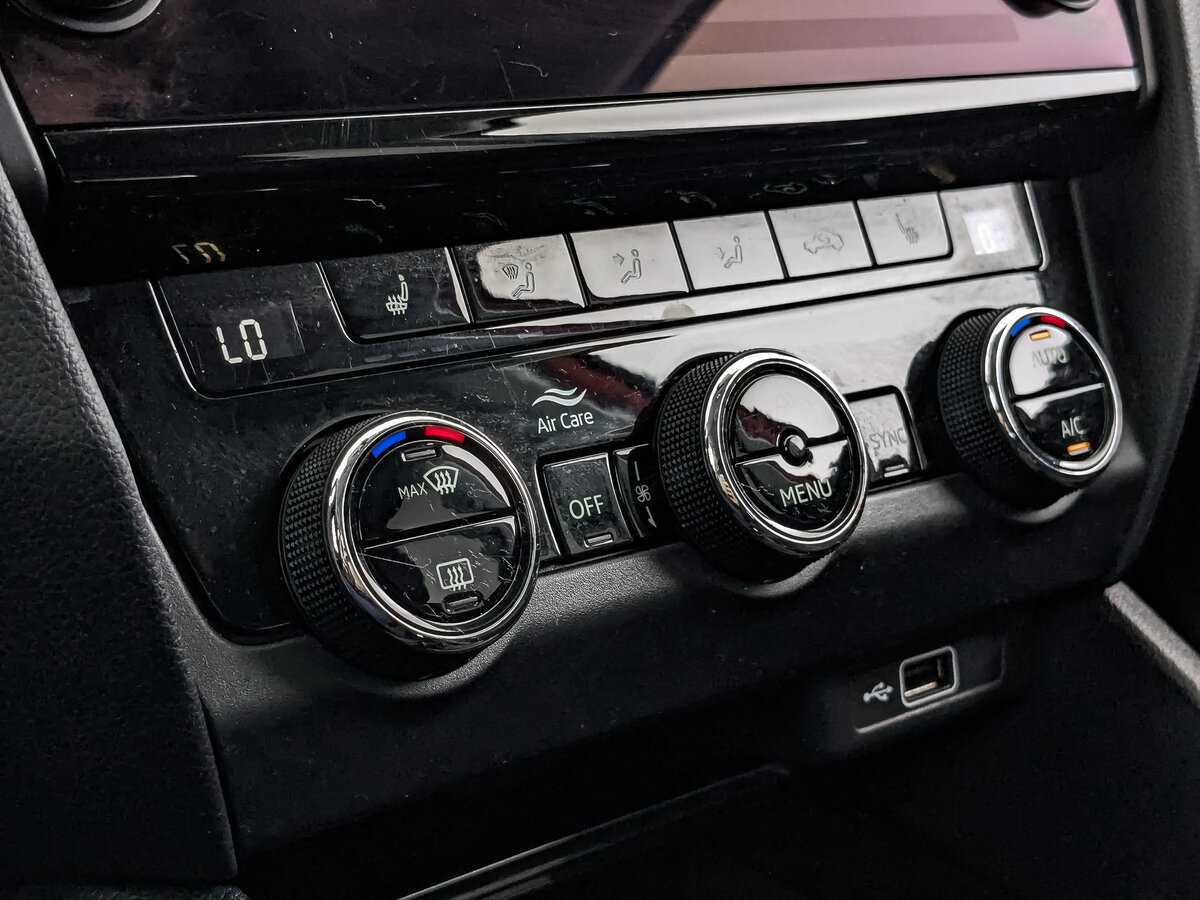 Купить Skoda Octavia с пробегом. Фото: #15