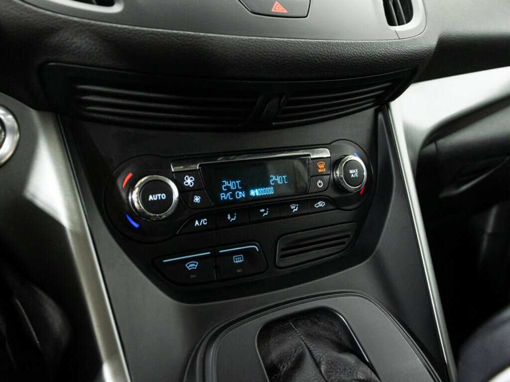 Купить Ford Kuga с пробегом. Фото: #15