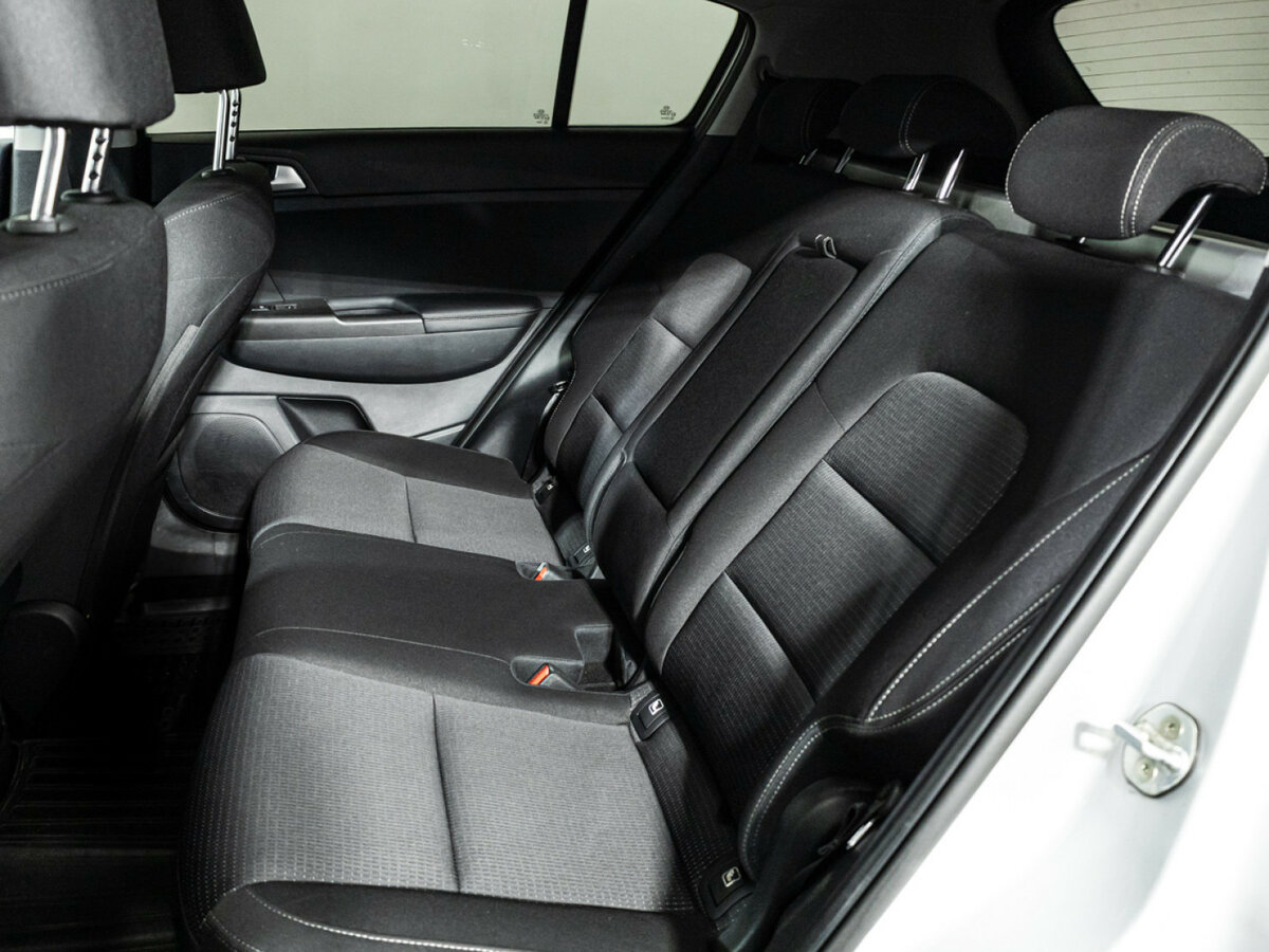 Купить Kia Sportage с пробегом. Фото: #9