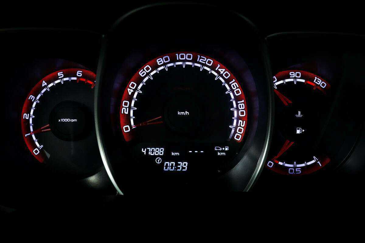 Купить Lada (ВАЗ) Vesta с пробегом. Фото: #9