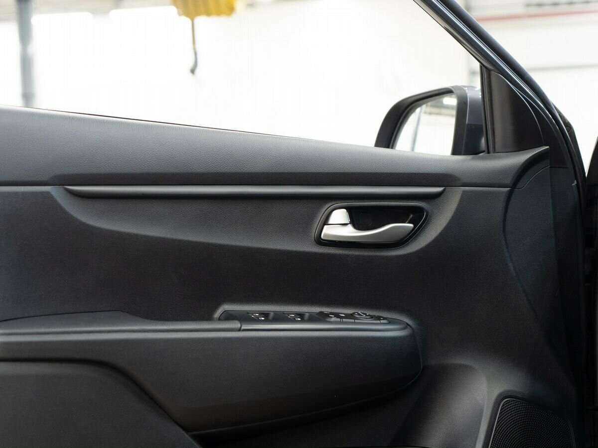 Купить Kia Rio с пробегом. Фото: #15