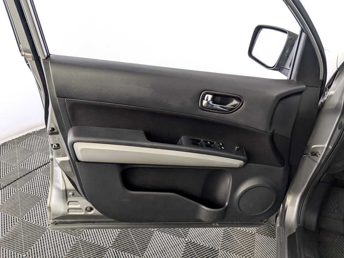 Купить Nissan X-Trail с пробегом. Фото: #14