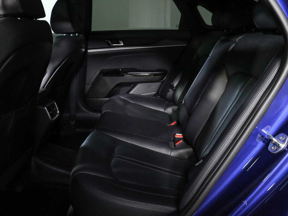 Купить Kia K5 с пробегом. Фото: #11