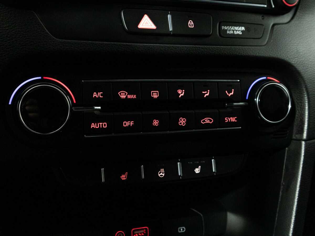 Купить Kia Ceed с пробегом. Фото: #18