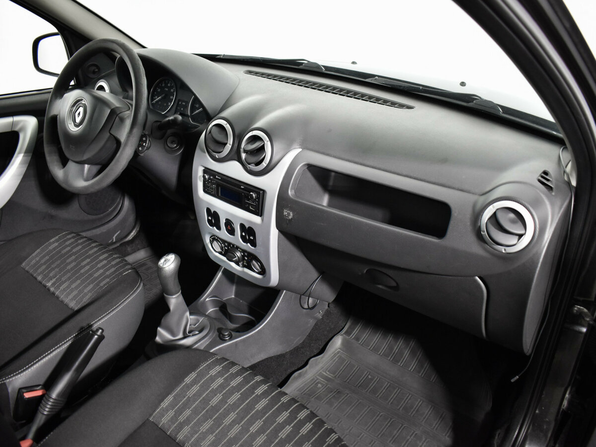 Купить Renault Sandero с пробегом. Фото: #11