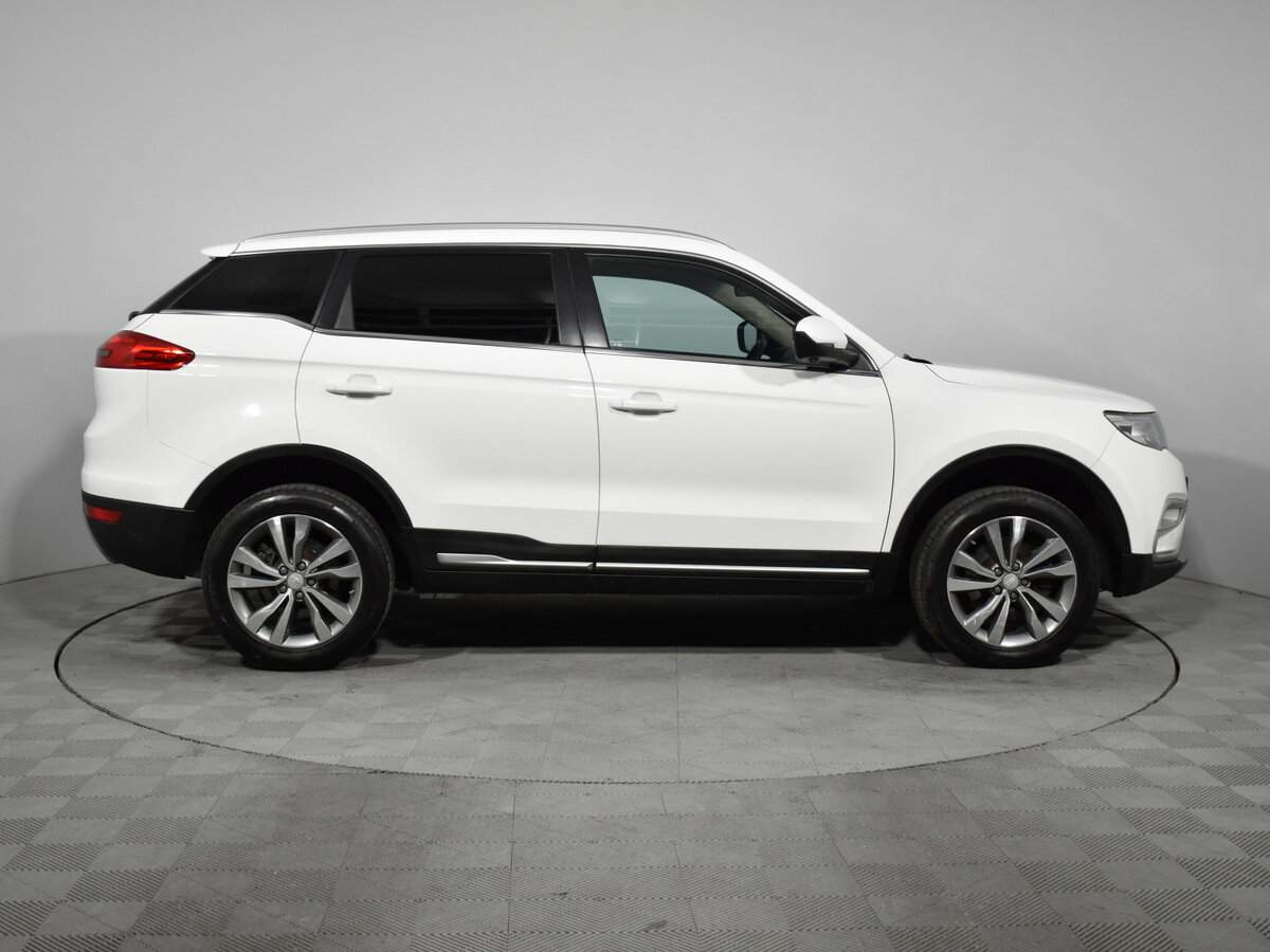 Купить Geely Atlas с пробегом. Фото: #3