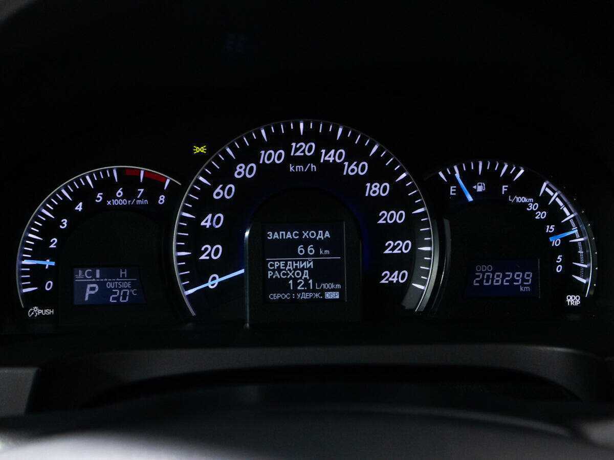 Купить Toyota Camry с пробегом. Фото: #11