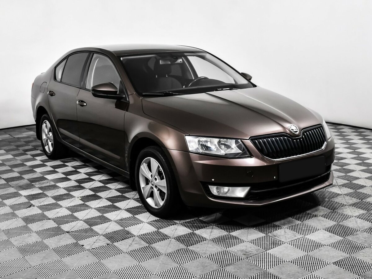 Купить Skoda Octavia с пробегом. Фото: #2