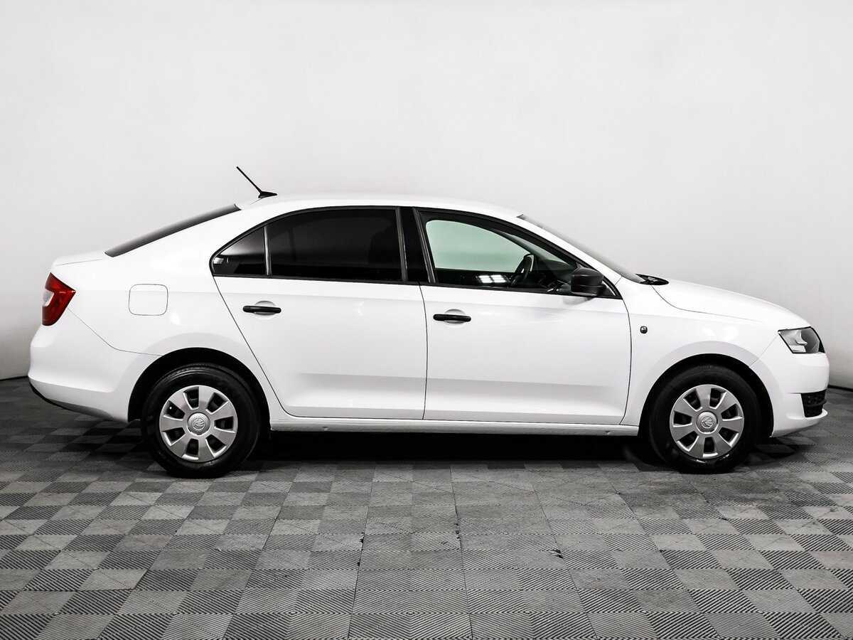 Купить Skoda Rapid с пробегом. Фото: #3