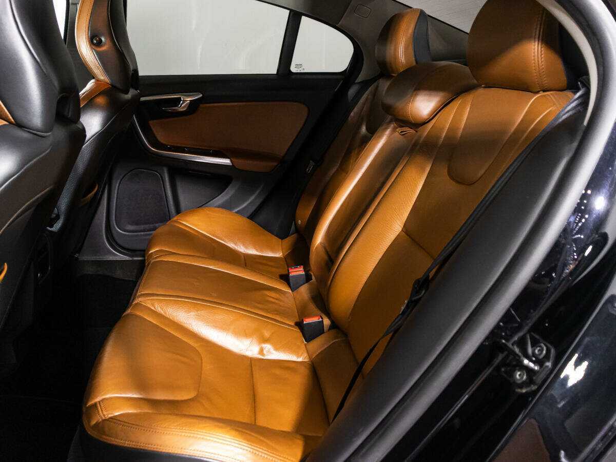 Купить Volvo S60 с пробегом. Фото: #10