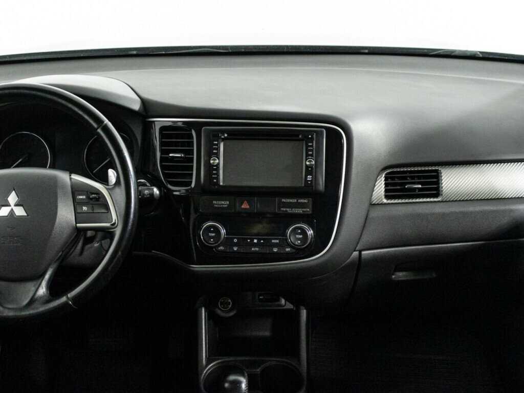 Купить Mitsubishi Outlander с пробегом. Фото: #13