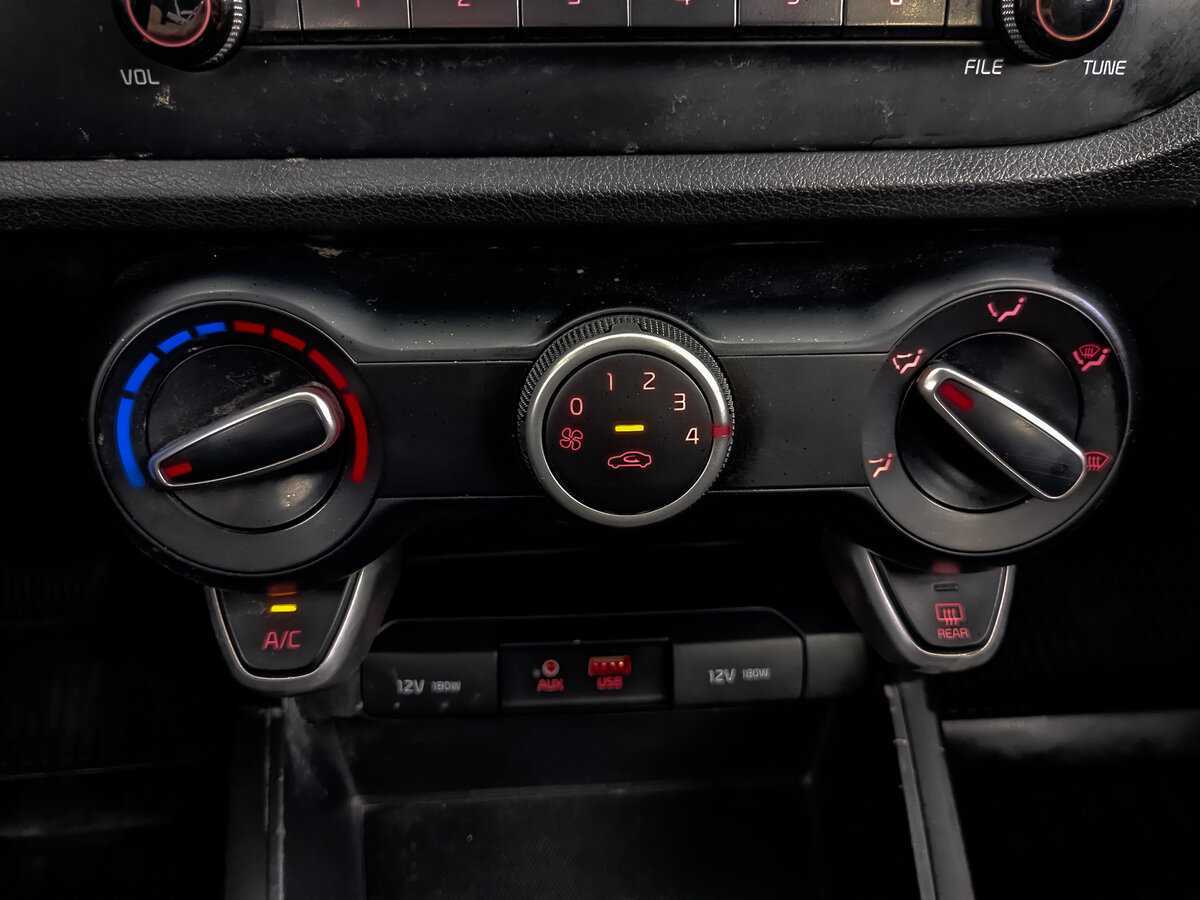 Купить Kia Rio с пробегом. Фото: #16