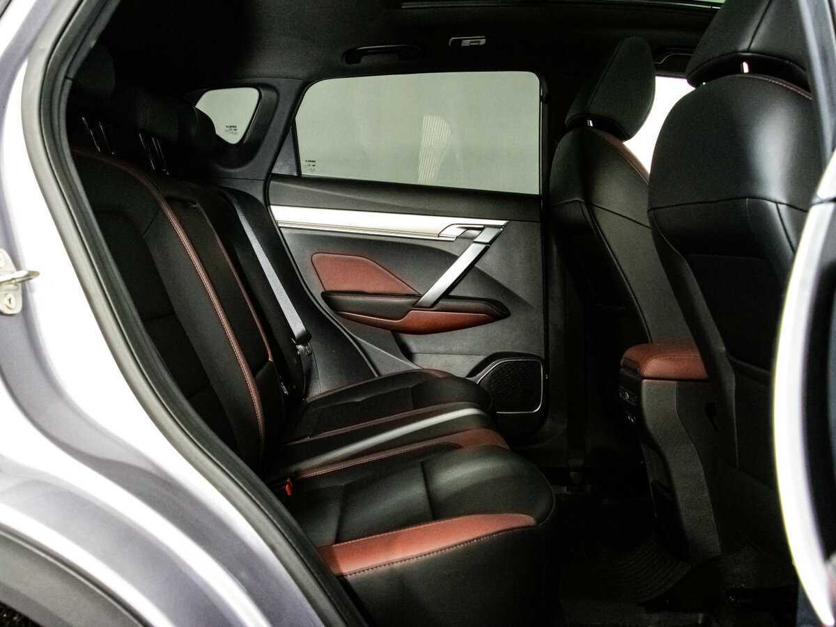 Купить Geely Coolray с пробегом. Фото: #14