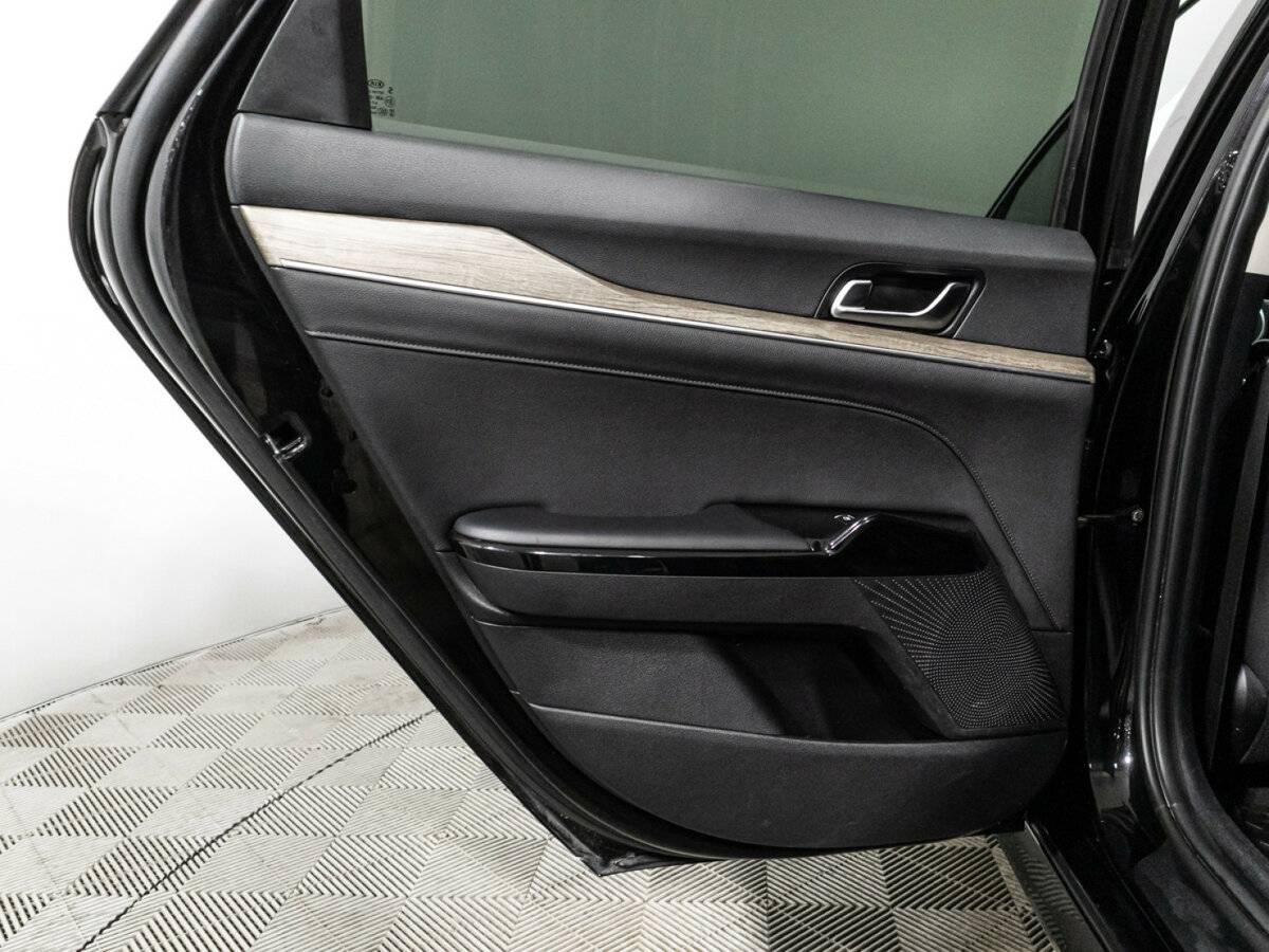 Купить Kia K5 с пробегом. Фото: #27