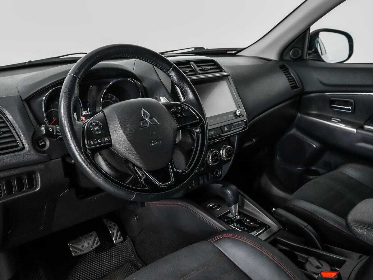 Купить Mitsubishi ASX с пробегом. Фото: #8