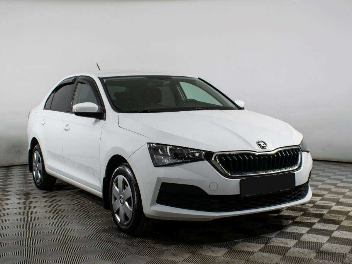 Купить Skoda Rapid с пробегом. Фото: #2