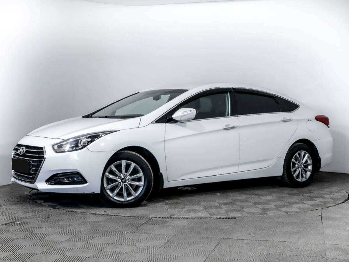 Купить Hyundai i40 с пробегом. Фото: #0