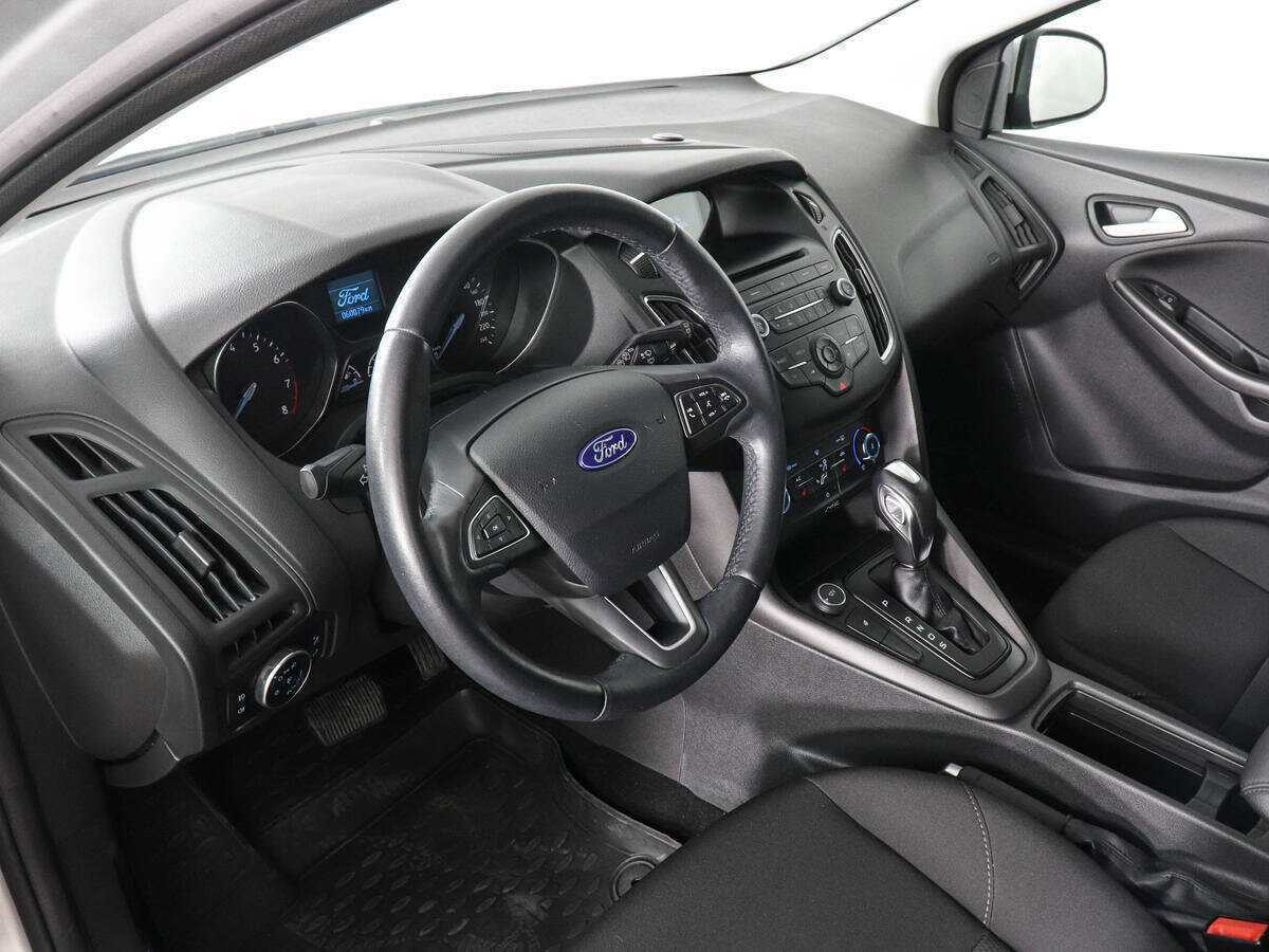 Купить Ford Focus с пробегом. Фото: #8