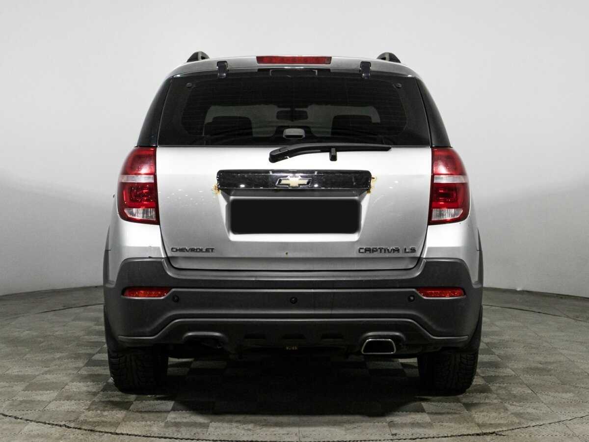 Купить Chevrolet Captiva с пробегом. Фото: #5