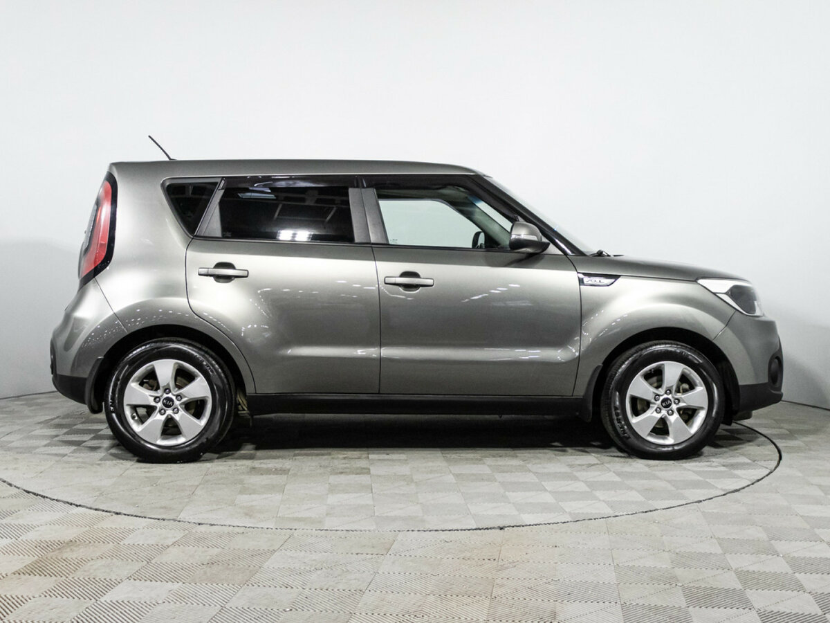 Купить Kia Soul с пробегом. Фото: #3