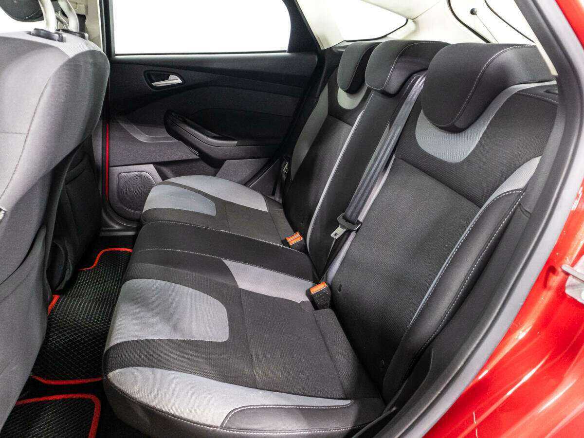 Купить Ford Focus с пробегом. Фото: #9