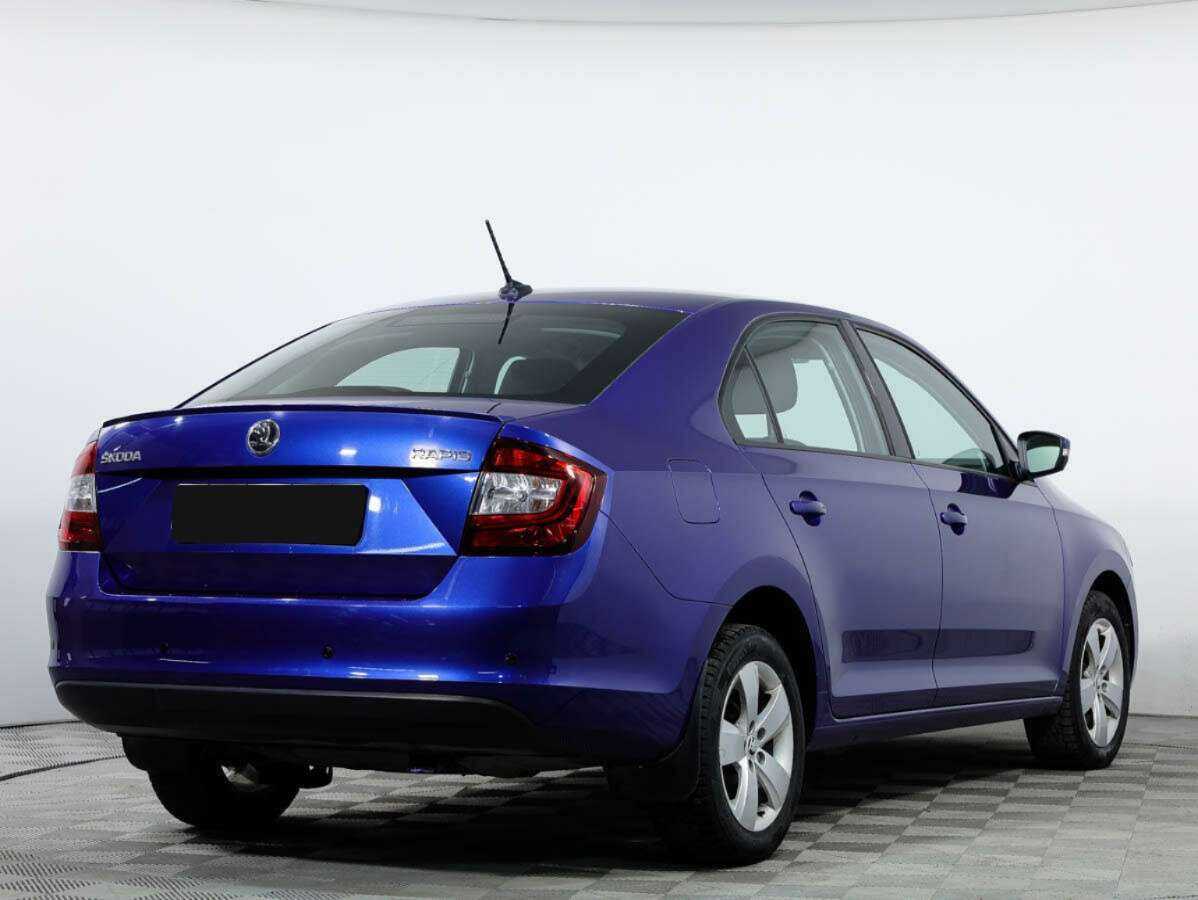 Купить Skoda Rapid с пробегом. Фото: #4