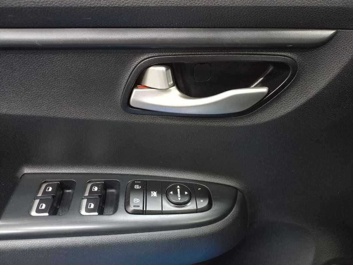 Купить Kia Rio с пробегом. Фото: #16