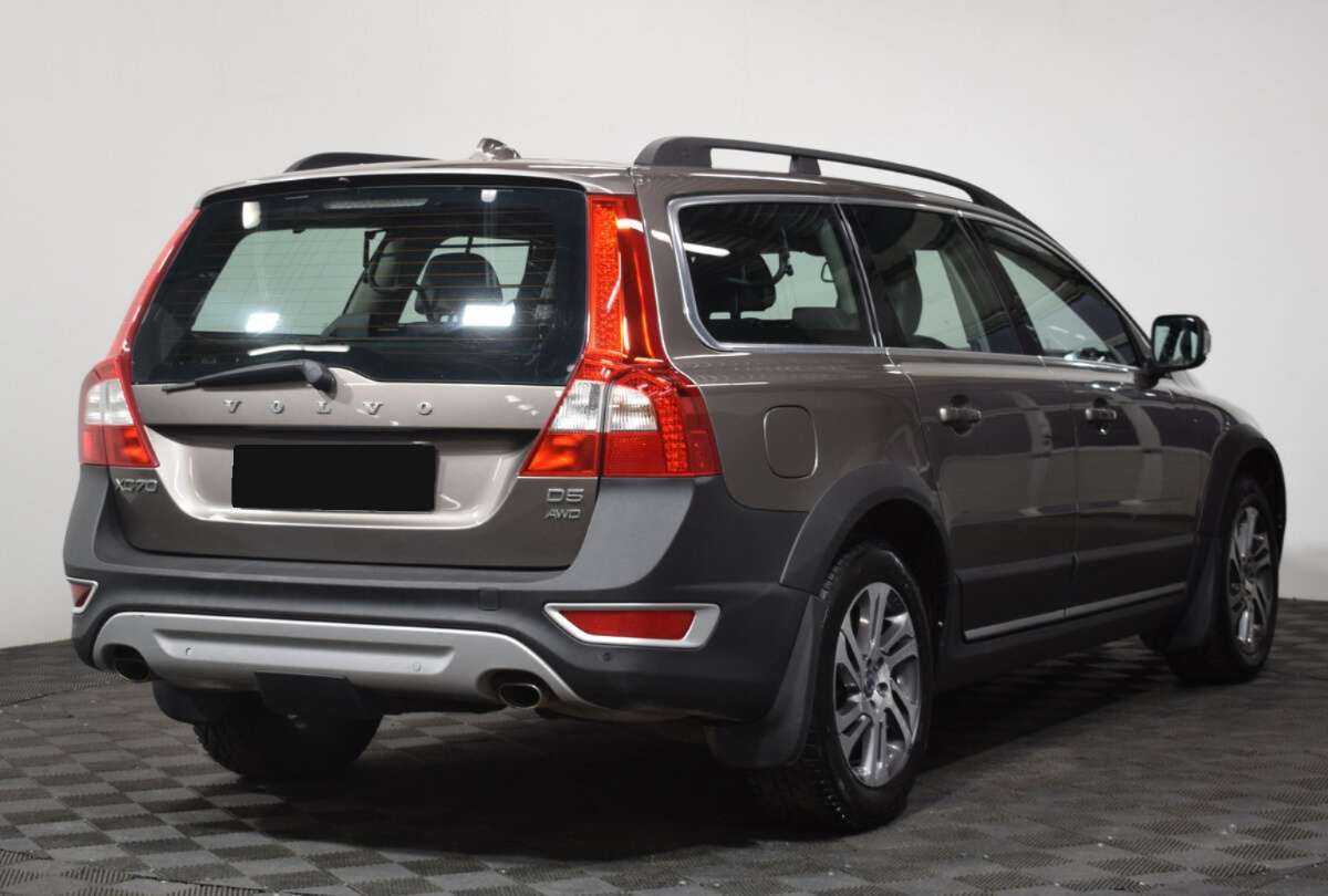 Купить Volvo XC70 с пробегом. Фото: #3