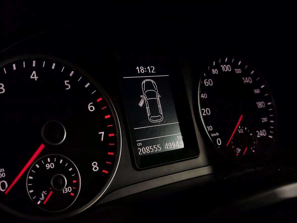 Купить Volkswagen Tiguan с пробегом. Фото: #4