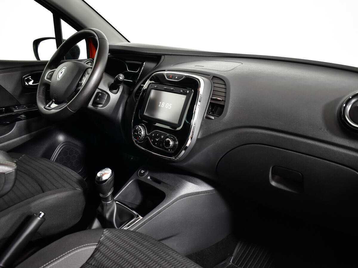 Купить Renault Kaptur с пробегом. Фото: #8
