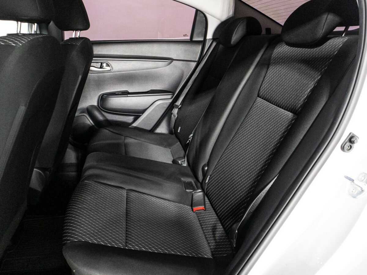 Купить Kia Rio с пробегом. Фото: #9