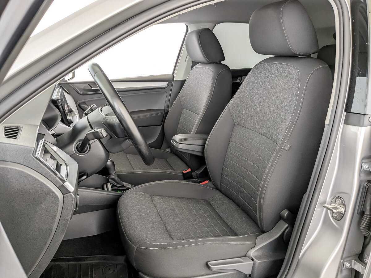 Купить Skoda Rapid с пробегом. Фото: #18