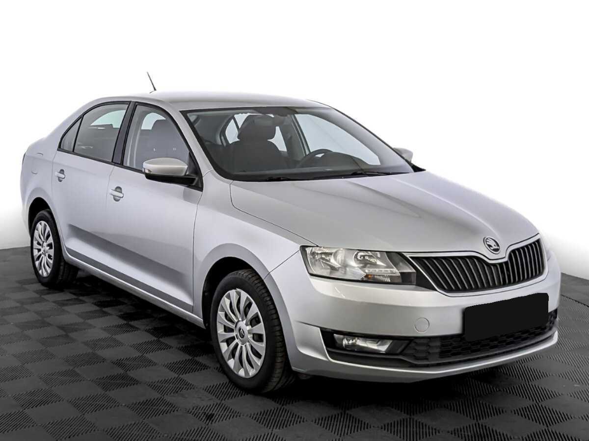 Купить Skoda Rapid с пробегом. Фото: #2