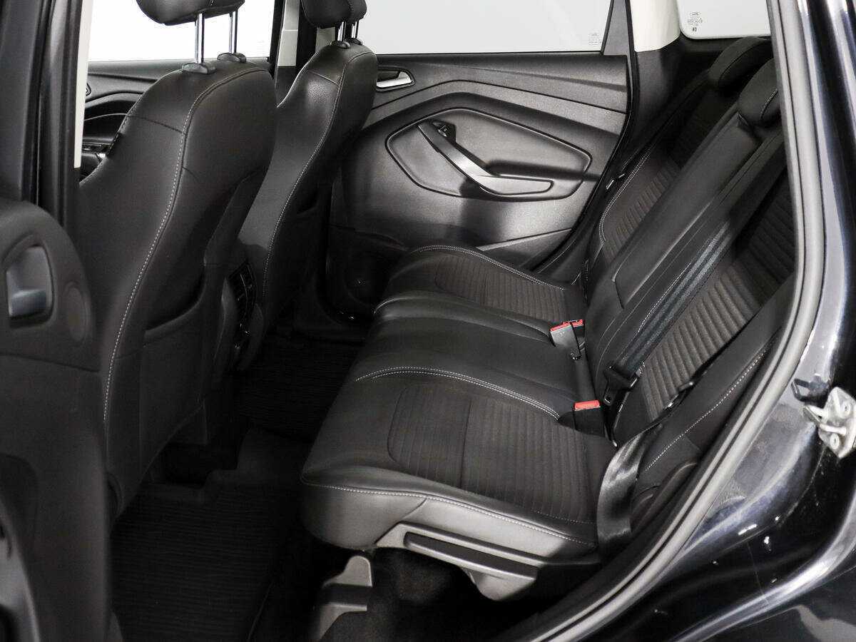 Купить Ford Kuga с пробегом. Фото: #8