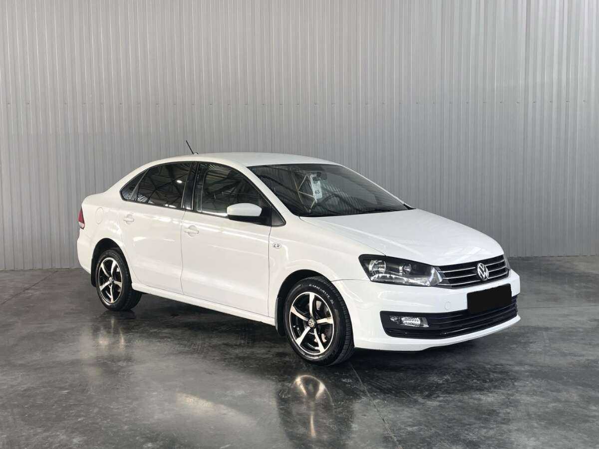 Купить Volkswagen Polo с пробегом. Фото: #2