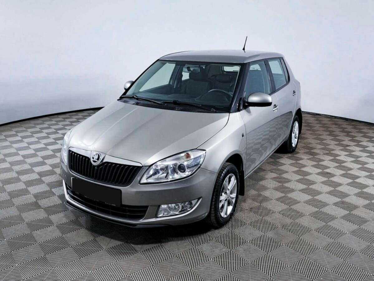 Купить Skoda Fabia с пробегом. Фото: #0