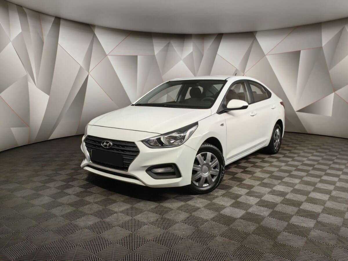 Купить Hyundai Solaris с пробегом. Фото: #0