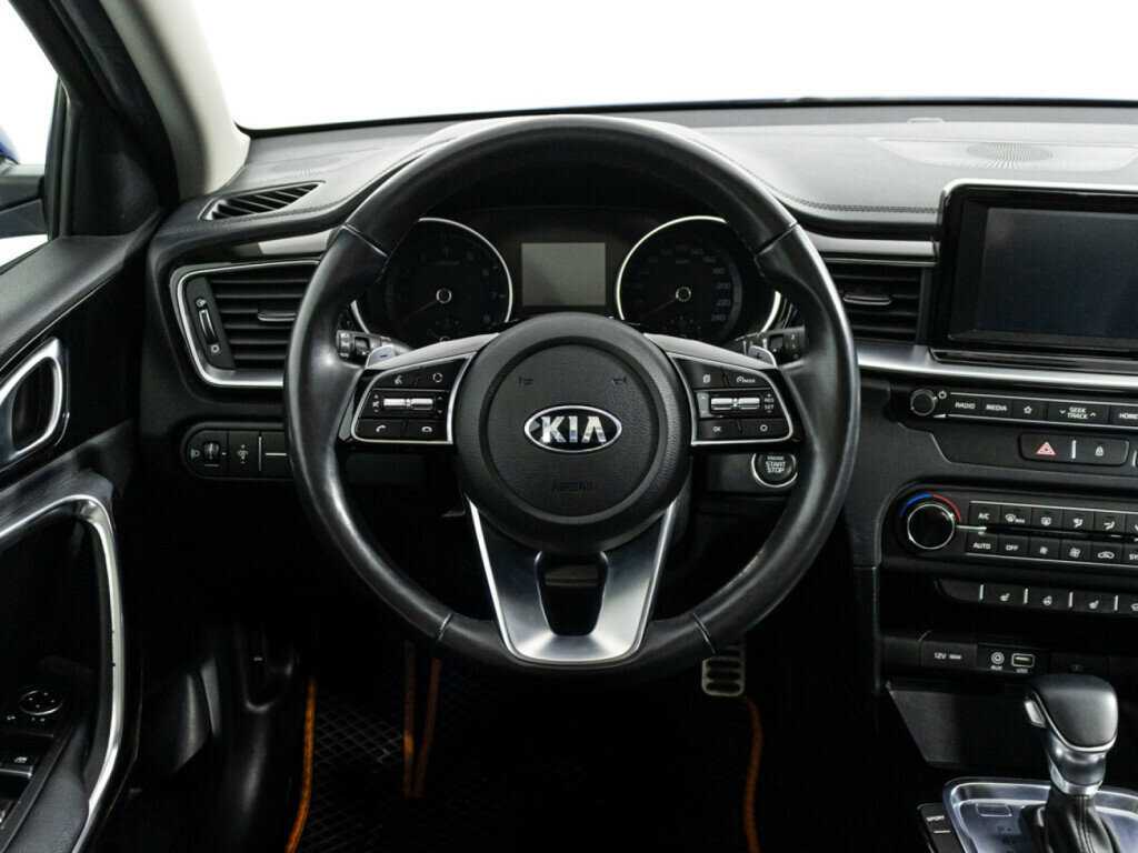 Купить Kia Ceed с пробегом. Фото: #20