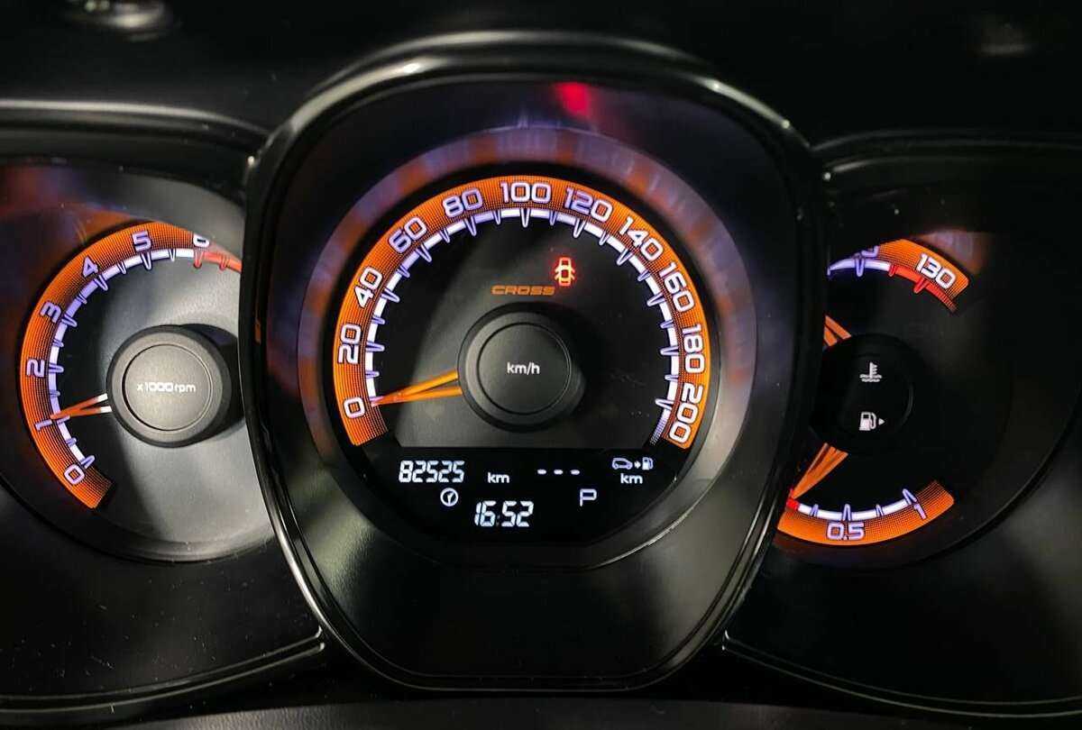 Купить Lada (ВАЗ) Vesta с пробегом. Фото: #9