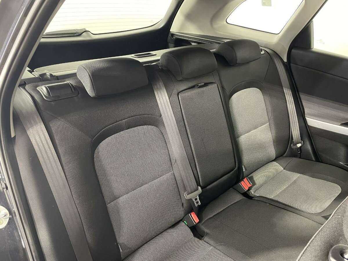 Купить Kia Ceed с пробегом. Фото: #12