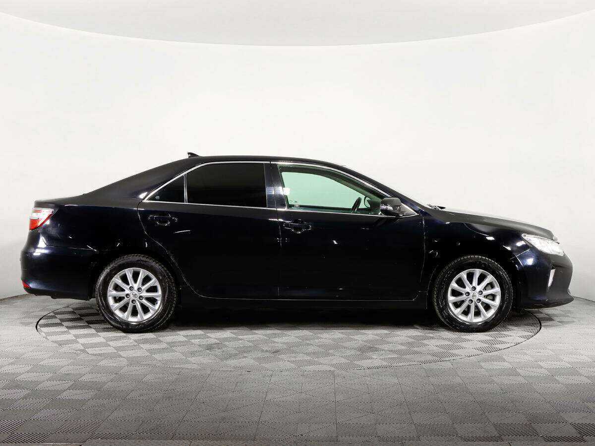 Купить Toyota Camry с пробегом. Фото: #3